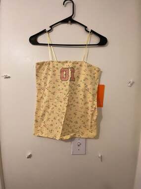 Social Scene Camisole Size M Yellow Floral 01 Top